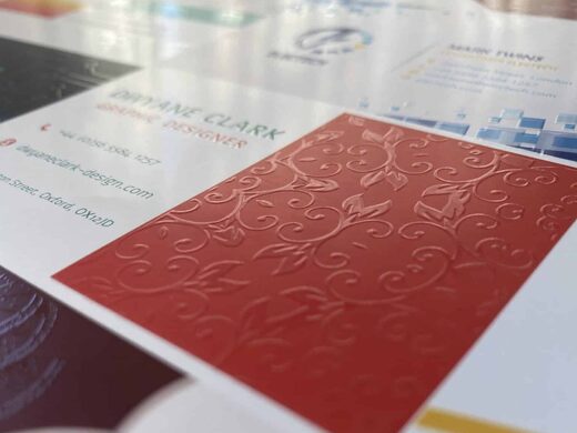 Ennoblissement & finitions : sublimer vos supports imprimés avec élégance et impact