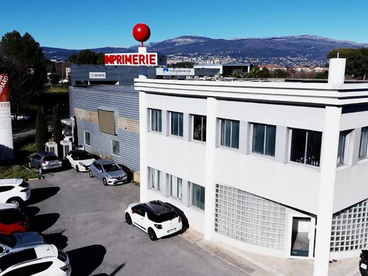 Imprimerie à Mougins depuis 1988 : qualité, réactivité, impact visuel